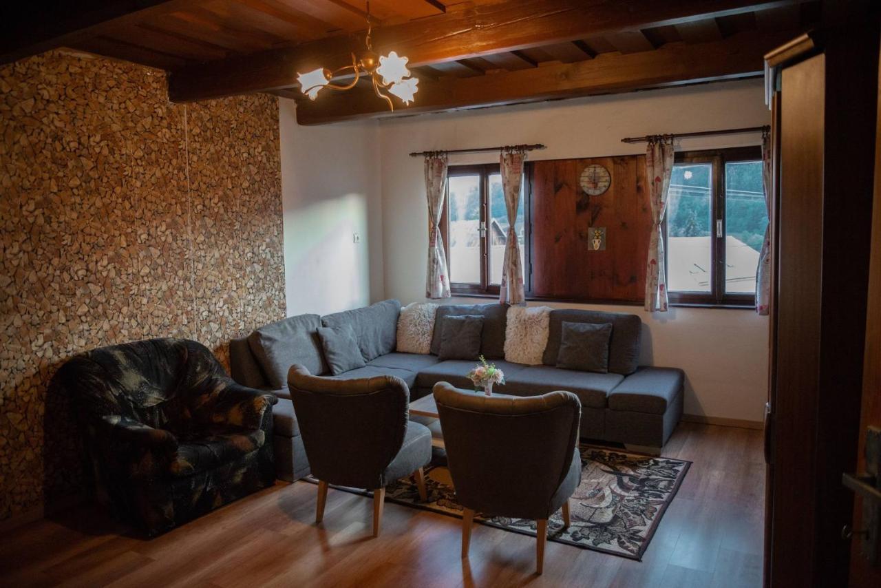 Chata Gabor Banska Bystrica Bagian luar foto